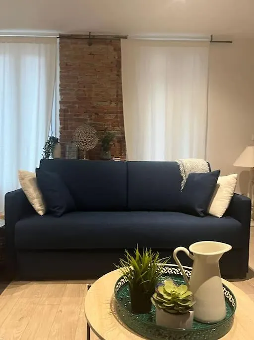 T2 ,Ac,Private, Terrace, Central Toulouse 0*,  Frankrig