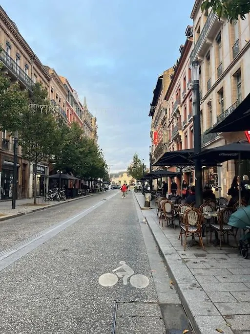 T2 ,Ac,Private, Terrace, Central Toulouse Lejlighed