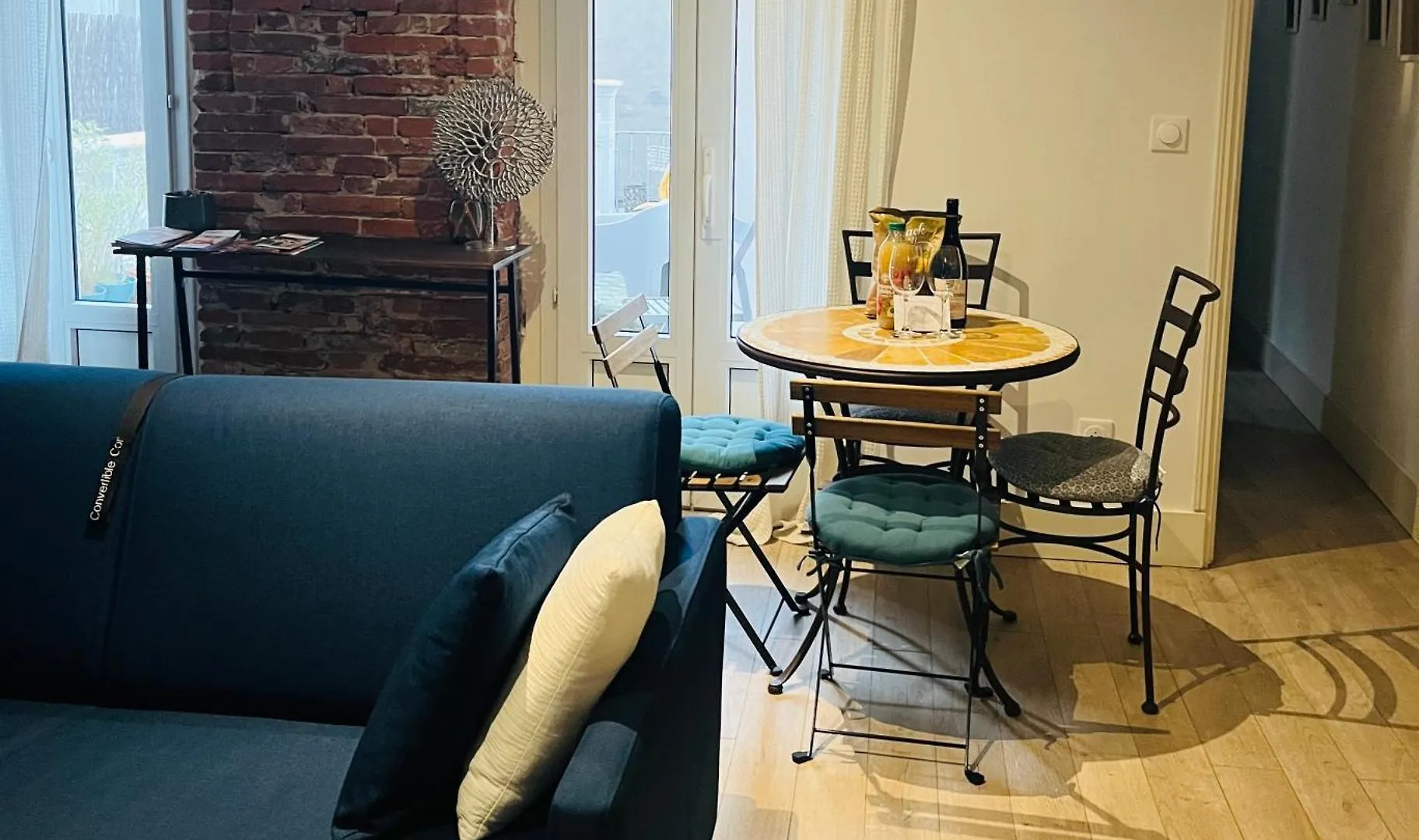 T2 ,Ac,Private, Terrace, Central Toulouse França